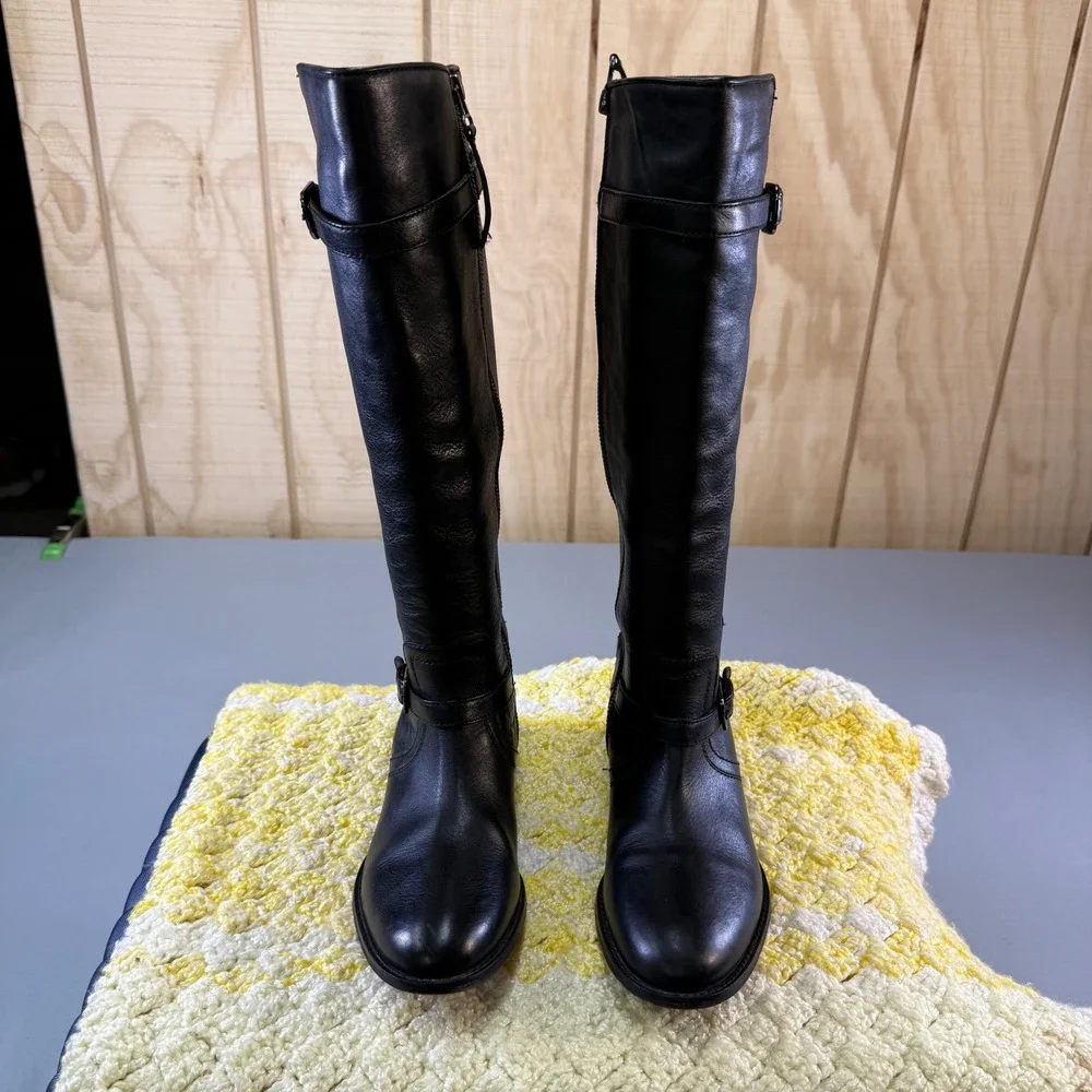 Black Leather Knee Hi Riding Boots Side Zip Buckle Detail Women's Size 7M Thask‎
